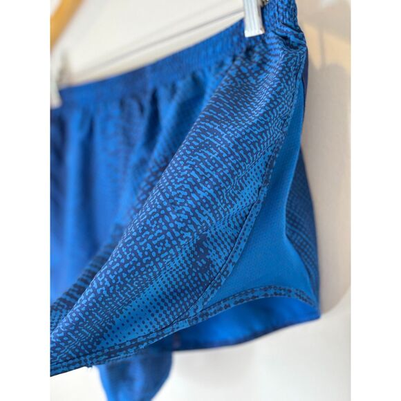 Nike Dri Fit Women's Athletic Sports Shorts Size Medium - a21 - Picture 9 of 12